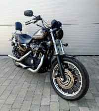 HARLEY-DAVIDSON Sportster
