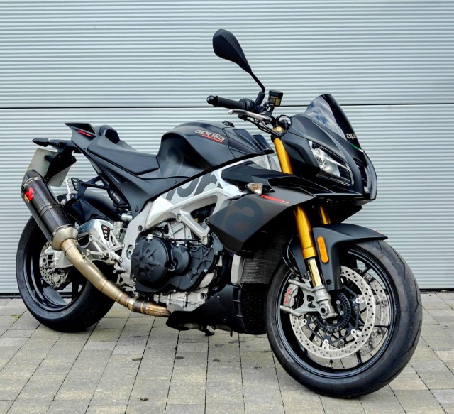 APRILIA Tuono 1100 V4