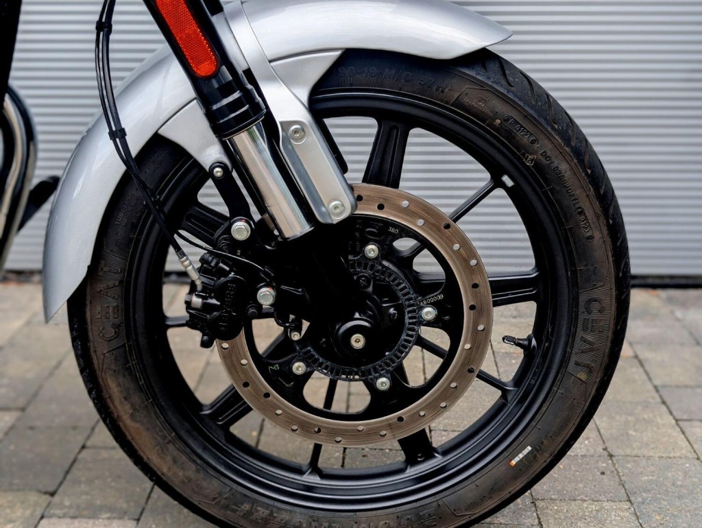 ROYAL ENFIELD METEOR