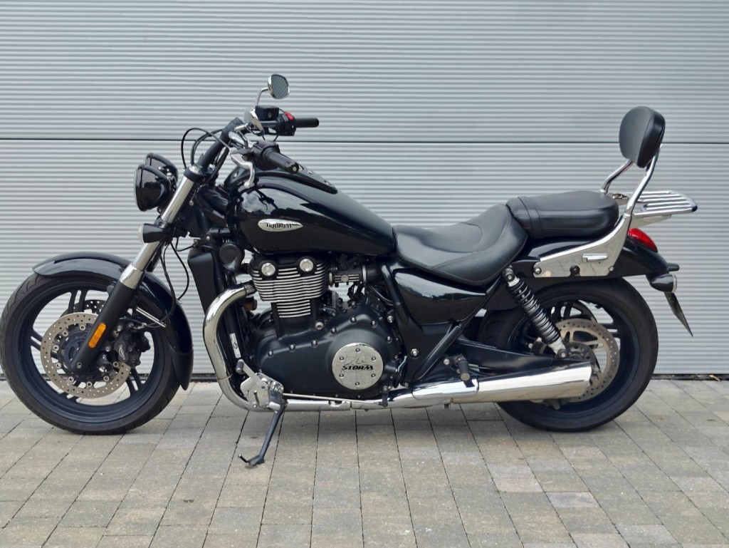 TRIUMPH THUNDERBIRD 1700