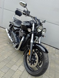 TRIUMPH THUNDERBIRD 1700