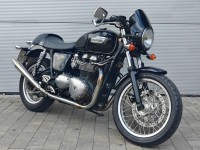 TRIUMPH THRUXTON 900
