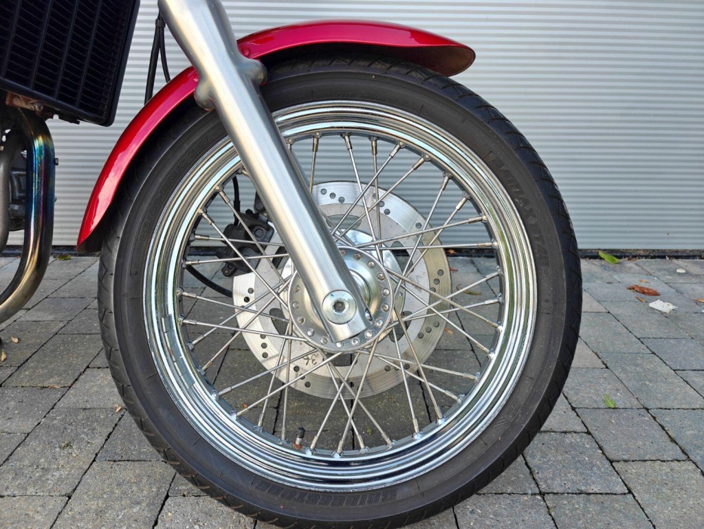 TRIUMPH THUNDERBIRD 900