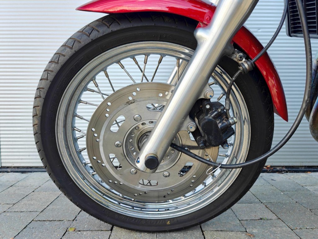 TRIUMPH THUNDERBIRD 900