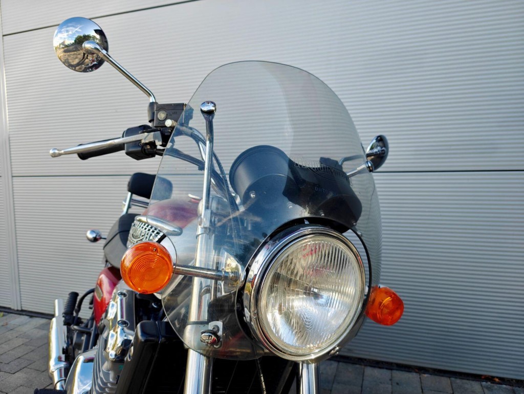 TRIUMPH THUNDERBIRD 900