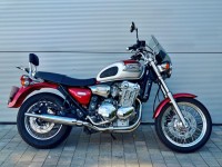 TRIUMPH THUNDERBIRD 900