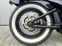 HARLEY-DAVIDSON Softail