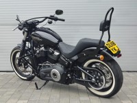HARLEY-DAVIDSON Softail