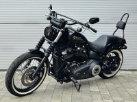 HARLEY-DAVIDSON Softail