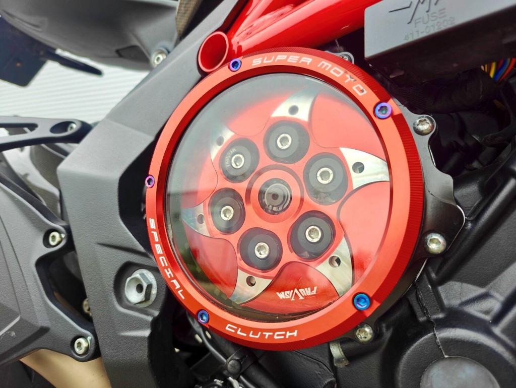 MV AGUSTA BRUTALE 800