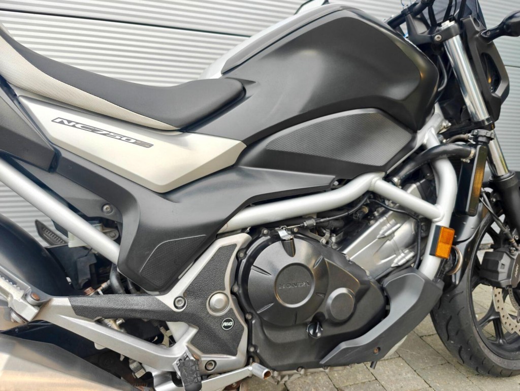 HONDA NC750