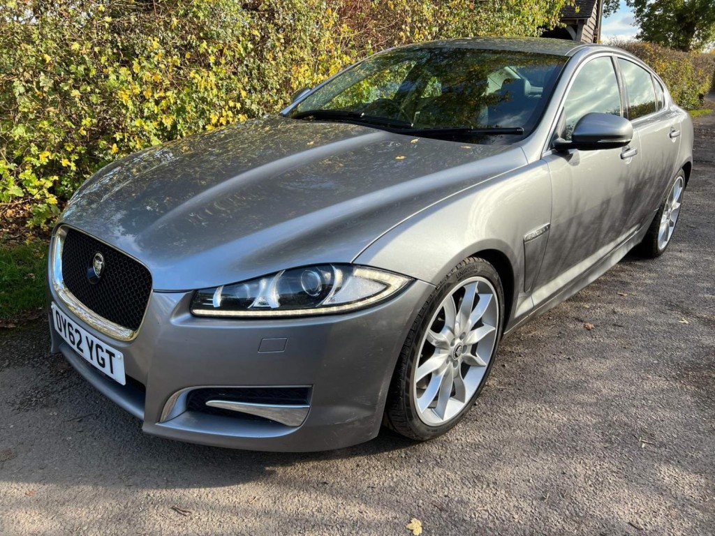 JAGUAR XF