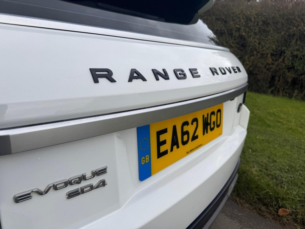 LAND ROVER RANGE ROVER EVOQUE