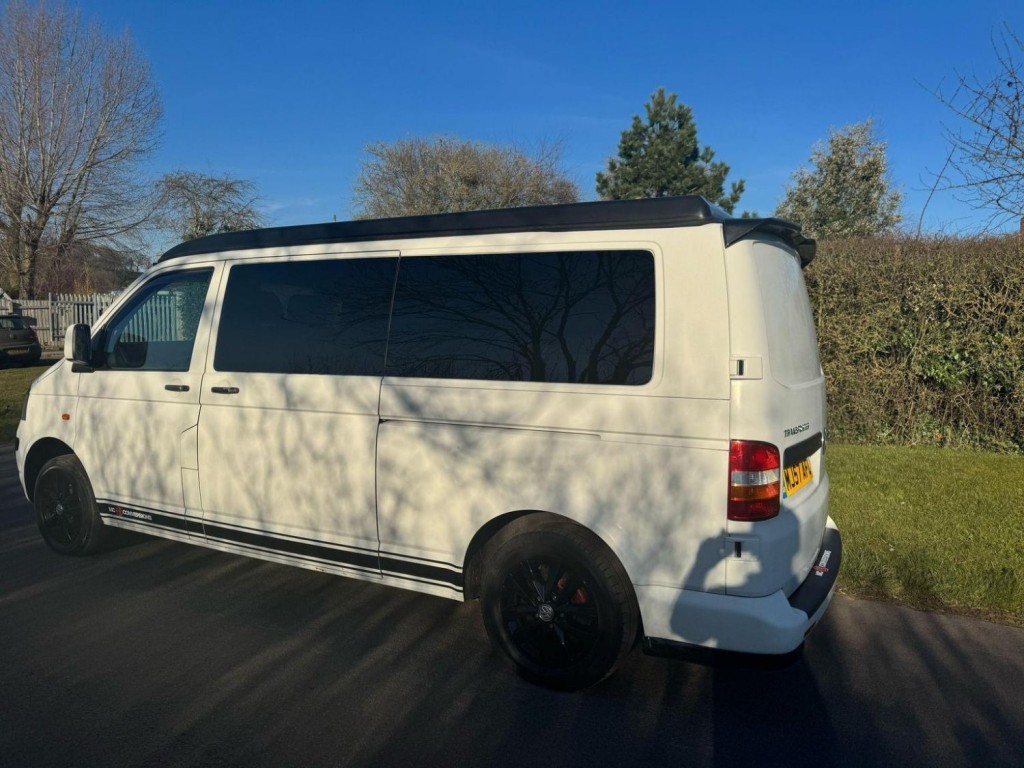 VOLKSWAGEN CAMPERVAN