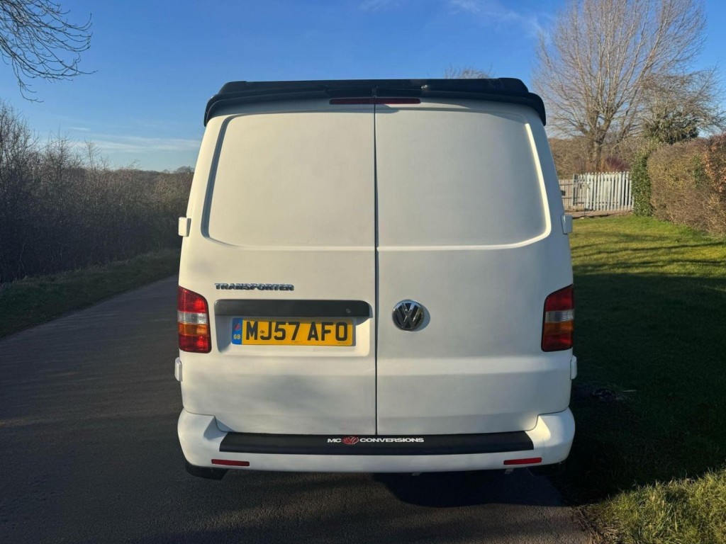 VOLKSWAGEN CAMPERVAN