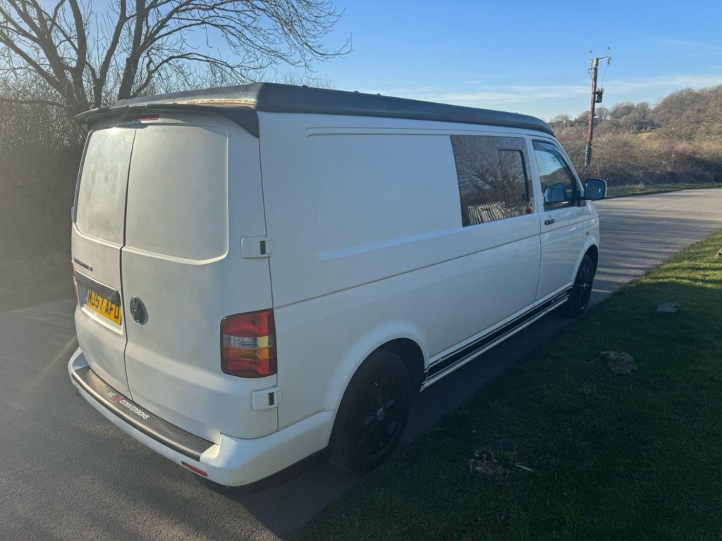 VOLKSWAGEN CAMPERVAN