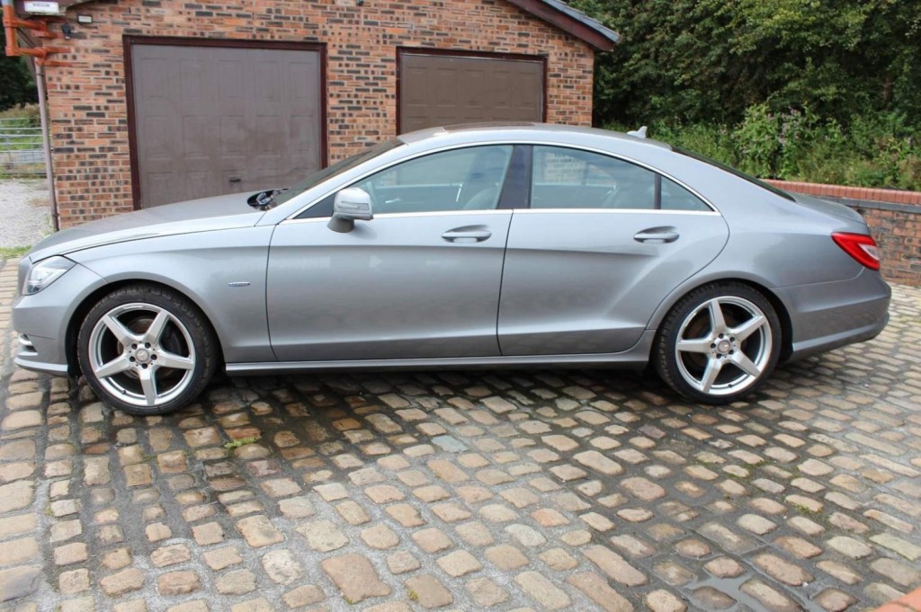 MERCEDES-BENZ CLS
