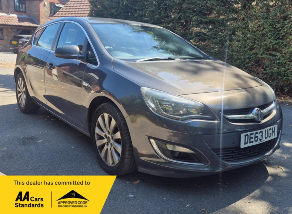 VAUXHALL ASTRA 2.0 CDTi ecoFLEX Elite