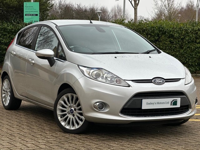 FORD FIESTA 1.6 Titanium