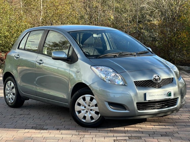 TOYOTA YARIS 1.3 Dual VVT-i TR