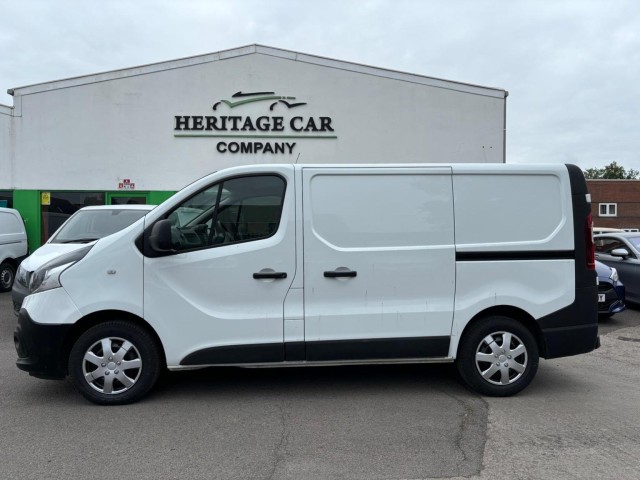 RENAULT TRAFIC