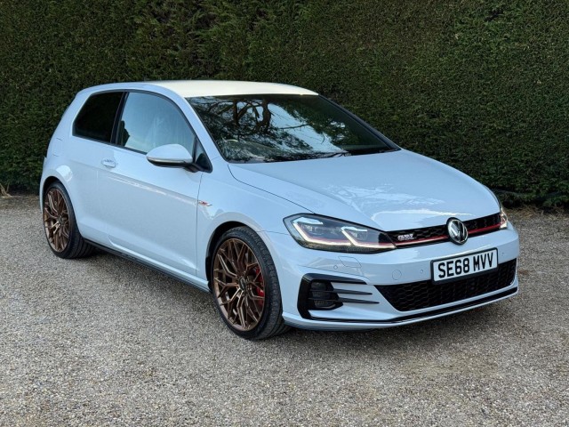 VOLKSWAGEN GOLF 2.0 TSI GTI Performance Euro 6 (s/s) 3dr