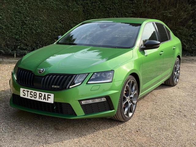 SKODA OCTAVIA 2.0 TSI vRS Euro 6 (s/s) 5dr