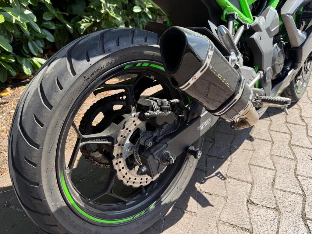 KAWASAKI Ninja 125