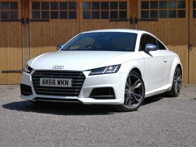 AUDI TTS 2.0 TFSI S Tronic quattro Euro 6 (s/s) 3dr