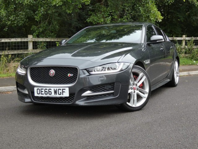 JAGUAR XE 2.0d R-Sport Auto AWD Euro 6 (s/s) 4dr