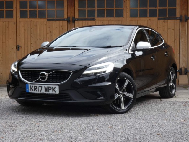 VOLVO V40 2.0 D3 R-Design Nav Plus Euro 6 (s/s) 5dr