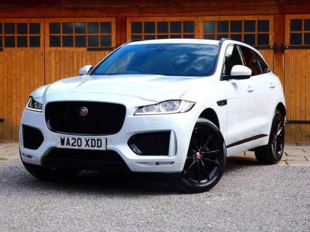 JAGUAR F-PACE 2.0 D180 Chequered Flag Auto AWD Euro 6 (s/s) 5dr