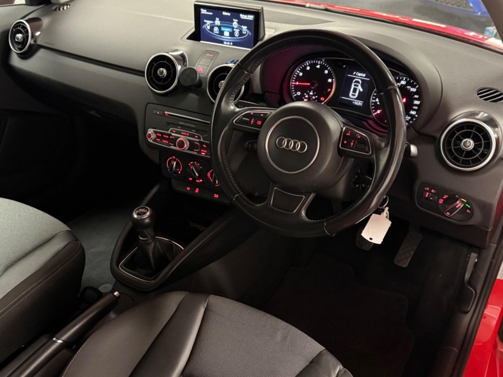 AUDI A1