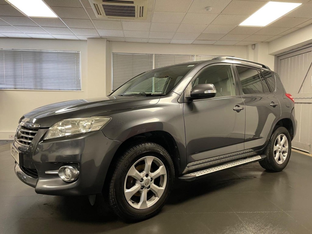 TOYOTA RAV4