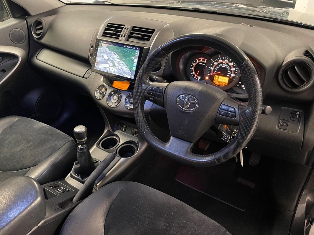 TOYOTA RAV4
