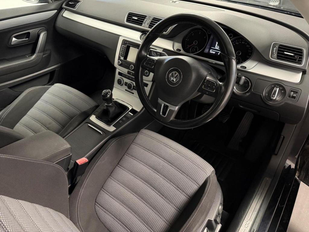 VOLKSWAGEN CC