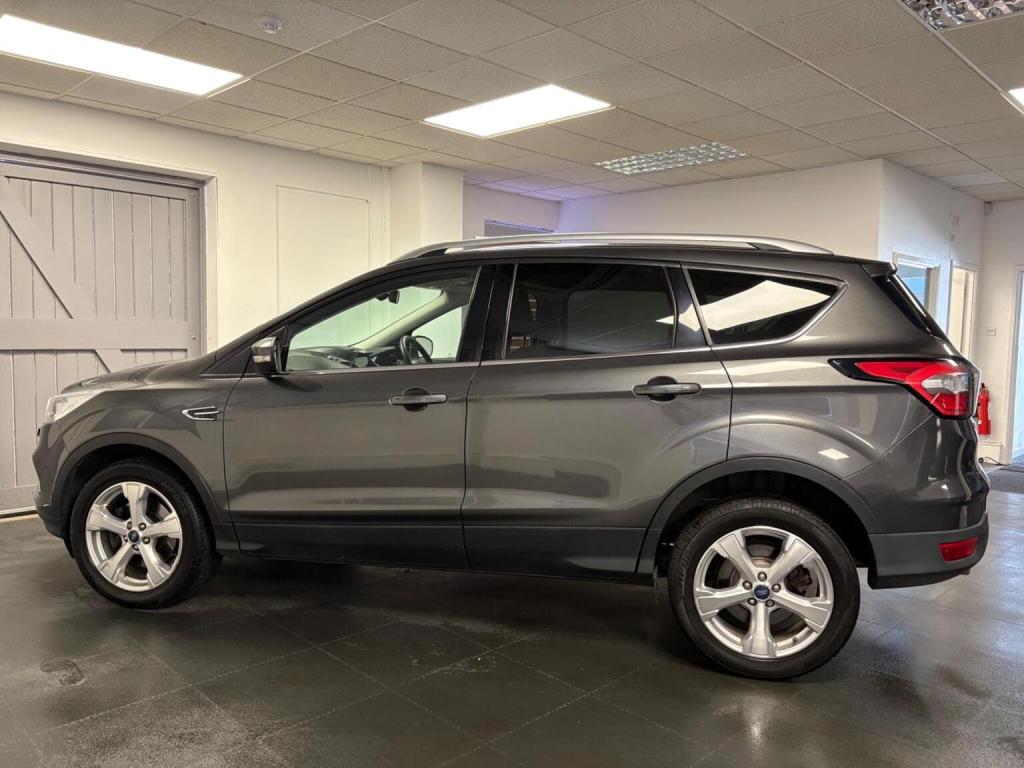 FORD KUGA