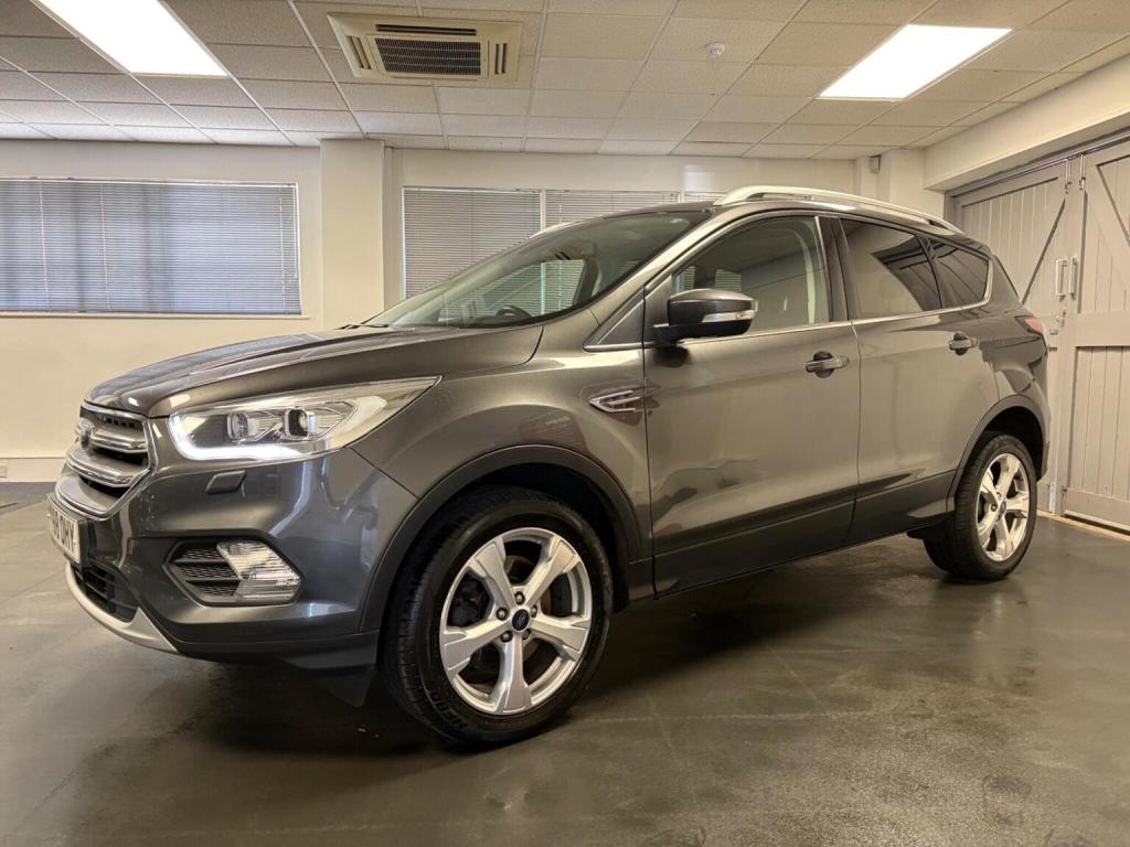 FORD KUGA