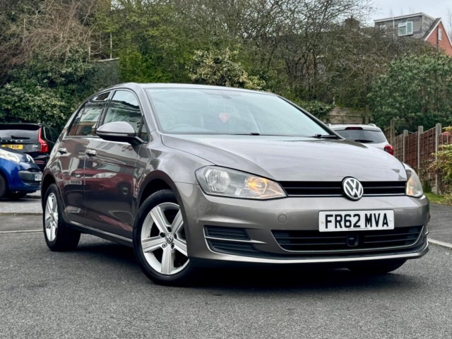 VOLKSWAGEN GOLF 1.6 TDI BlueMotion Tech SE Euro 5 (s/s) 5dr