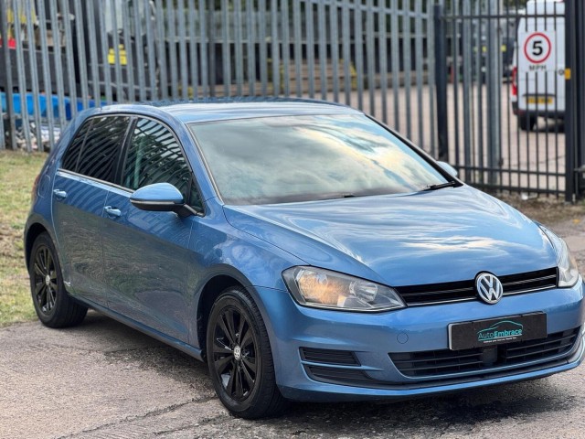 VOLKSWAGEN GOLF 2.0 TDI BlueMotion Tech SE Euro 5 (s/s) 5dr