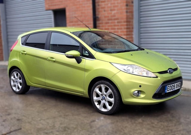FORD FIESTA 1.4 Titanium 5dr