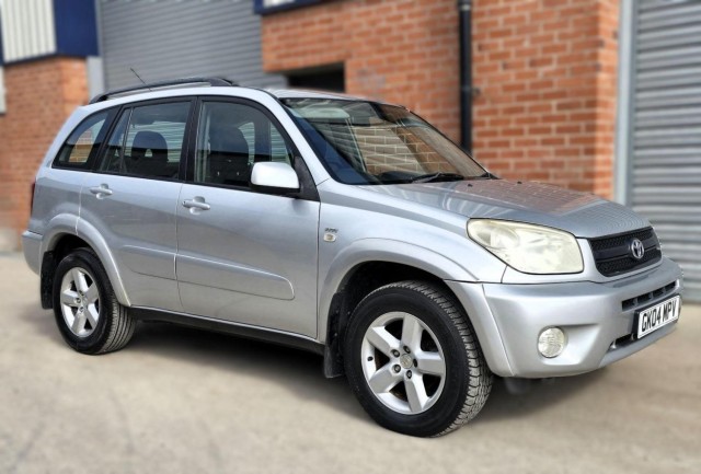 TOYOTA RAV4 2.0 VVT-i XT4 4WD 5dr