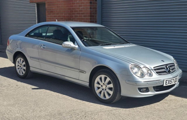 MERCEDES-BENZ CLK 2.1 CLK220 CDI Elegance 2dr