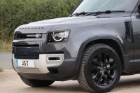 LAND ROVER DEFENDER 110