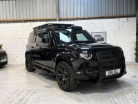 LAND ROVER DEFENDER 110