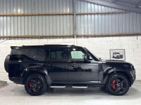 LAND ROVER DEFENDER 130