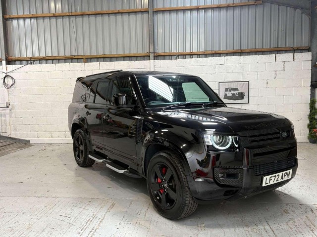 LAND ROVER DEFENDER 130