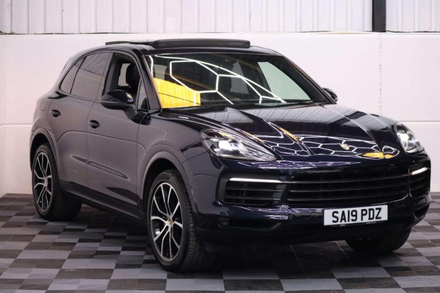 PORSCHE CAYENNE