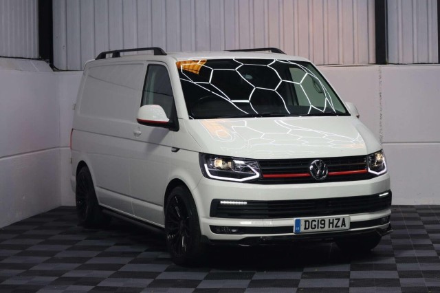 VOLKSWAGEN TRANSPORTER