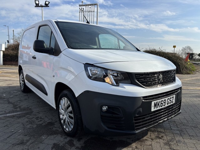 PEUGEOT PARTNER